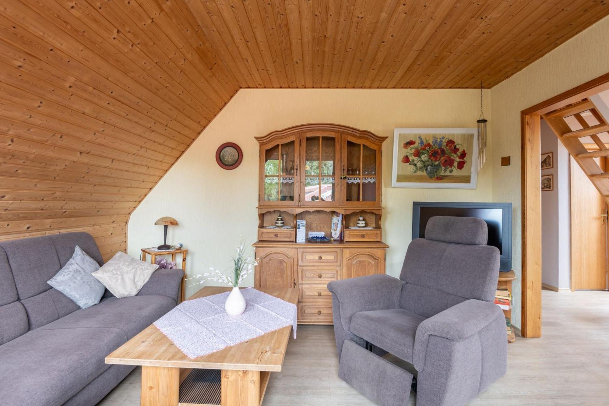 Ferienwohnungen Engelmann, 35107 Holtland Exteriör bild